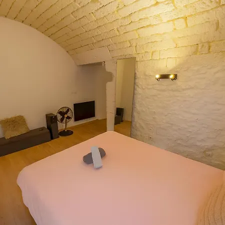 T2 Avec Jacuzzi En Face De L'arc De Triomphe B